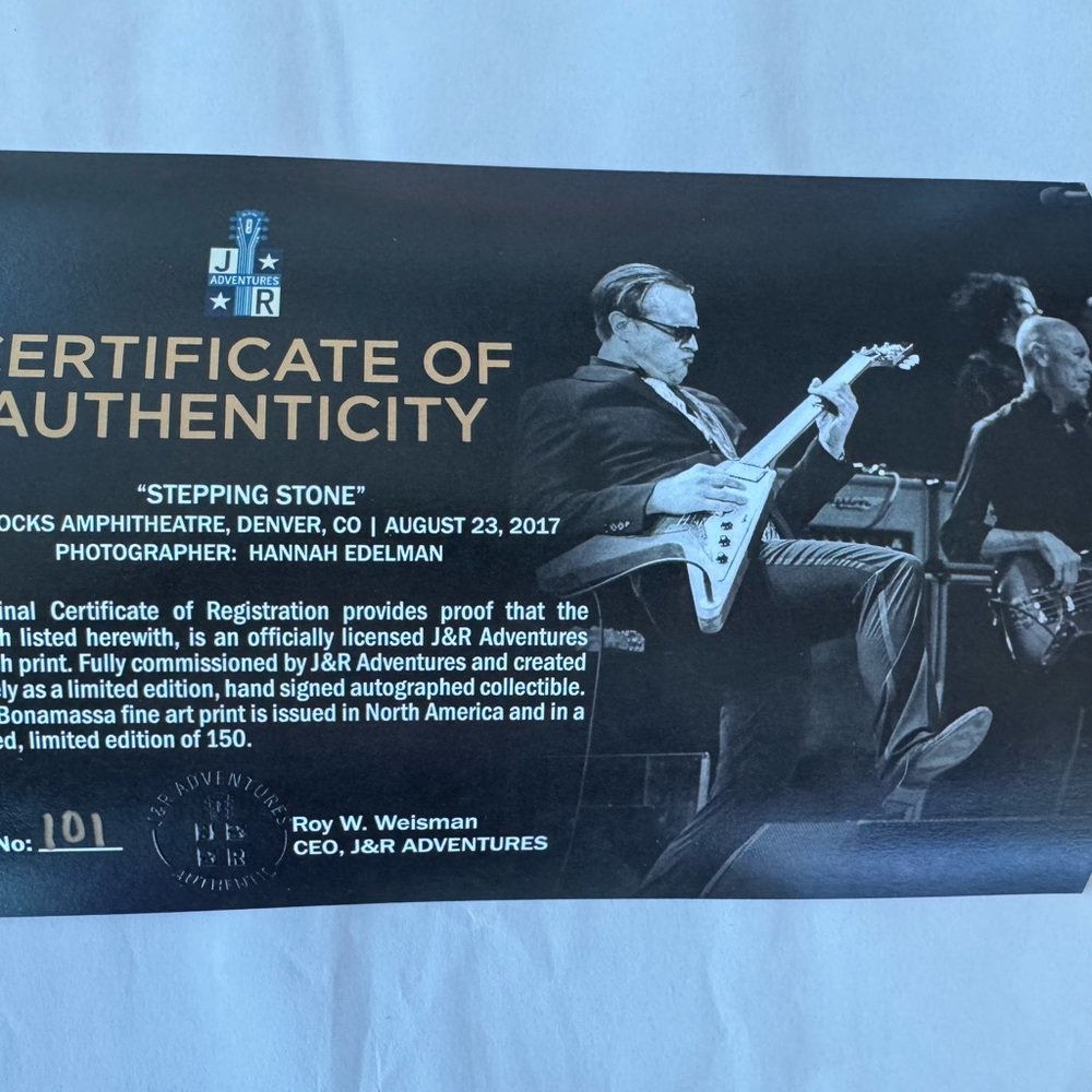 Signed Joe Bonamassa concert poster. Certificate of authenticity included. - Picture 3 of 4
